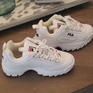 Fila tennis shoes